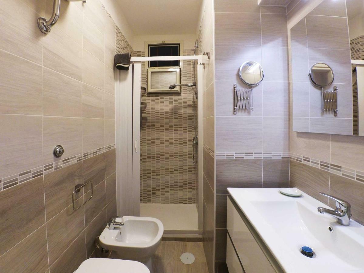 Appartamento La Casa Stella Napoli Esterno foto